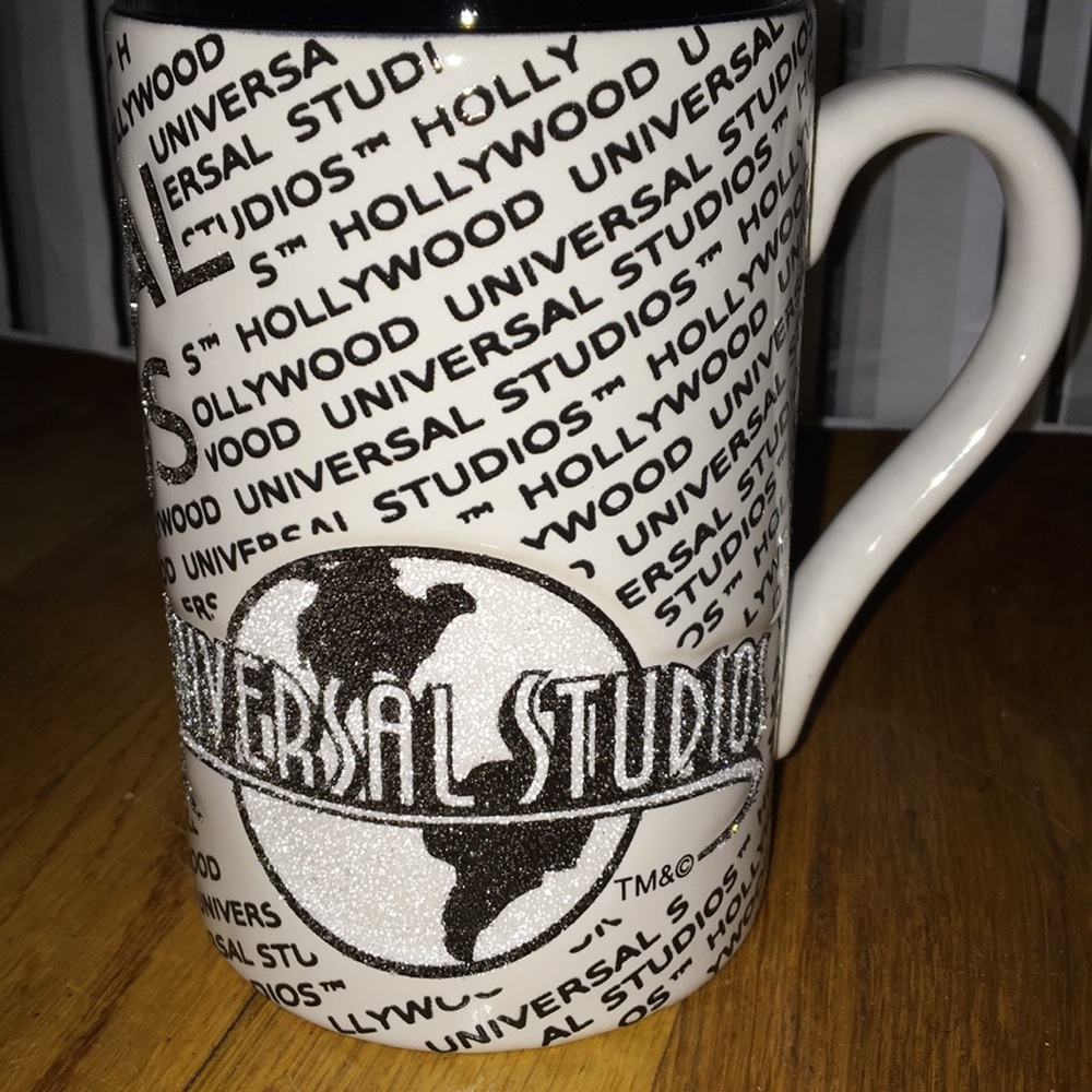 New! Universal Studios Hollywood Black & White Mug